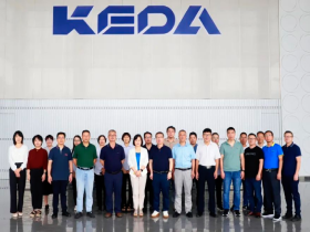 G库电竞造作主导草拟的行业尺度《人造石板料压机》《石板材定厚机》通过标委会专家审查